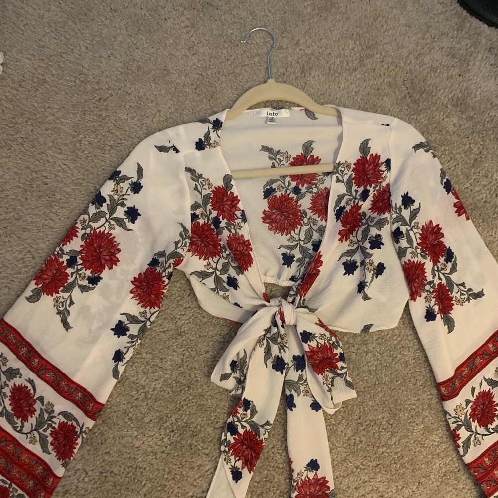 Adorable tie crop top from boutique.